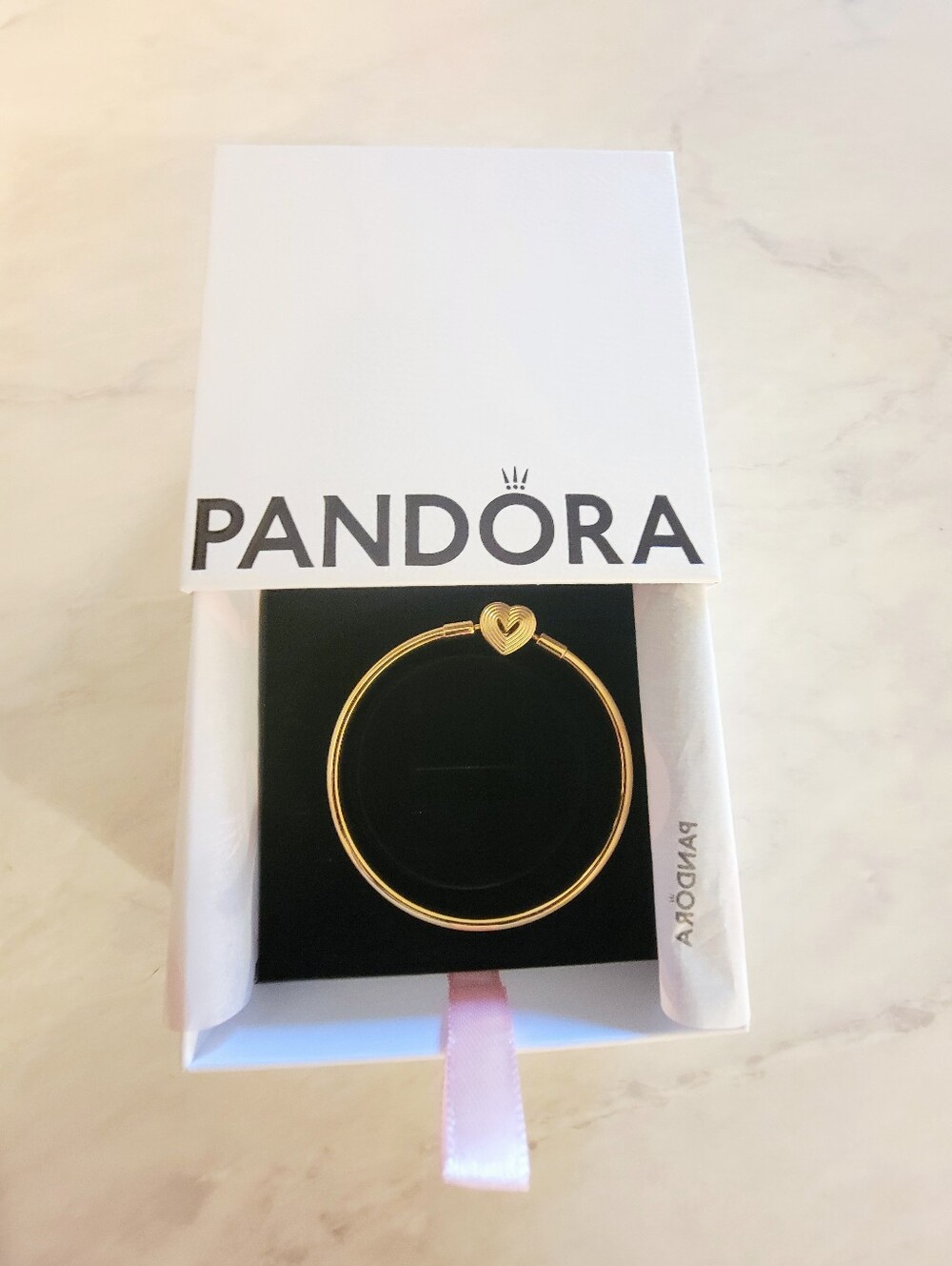 Pandora Radiating Heart Clasp Bangle - Picture 2 of 4